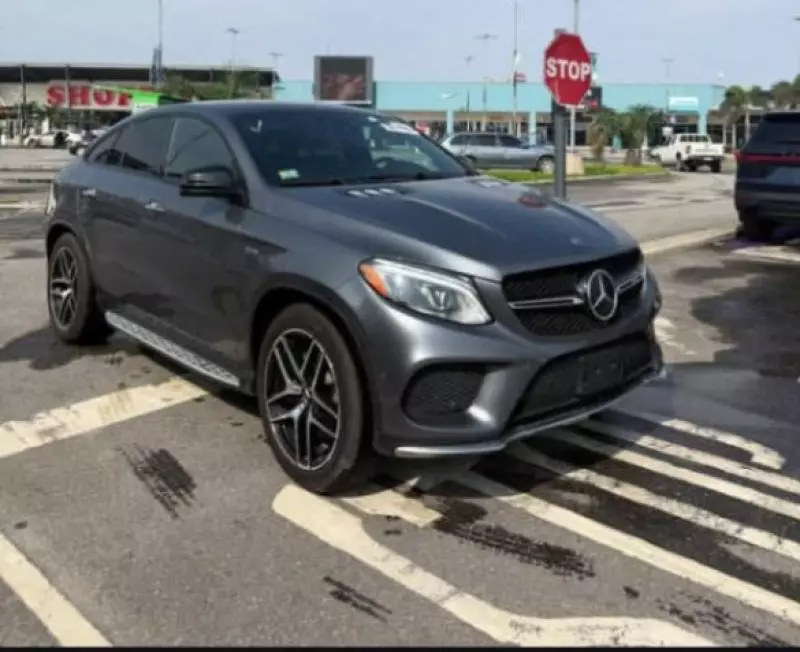 Mercedes-Benz GLE 43 AMG - 2017
