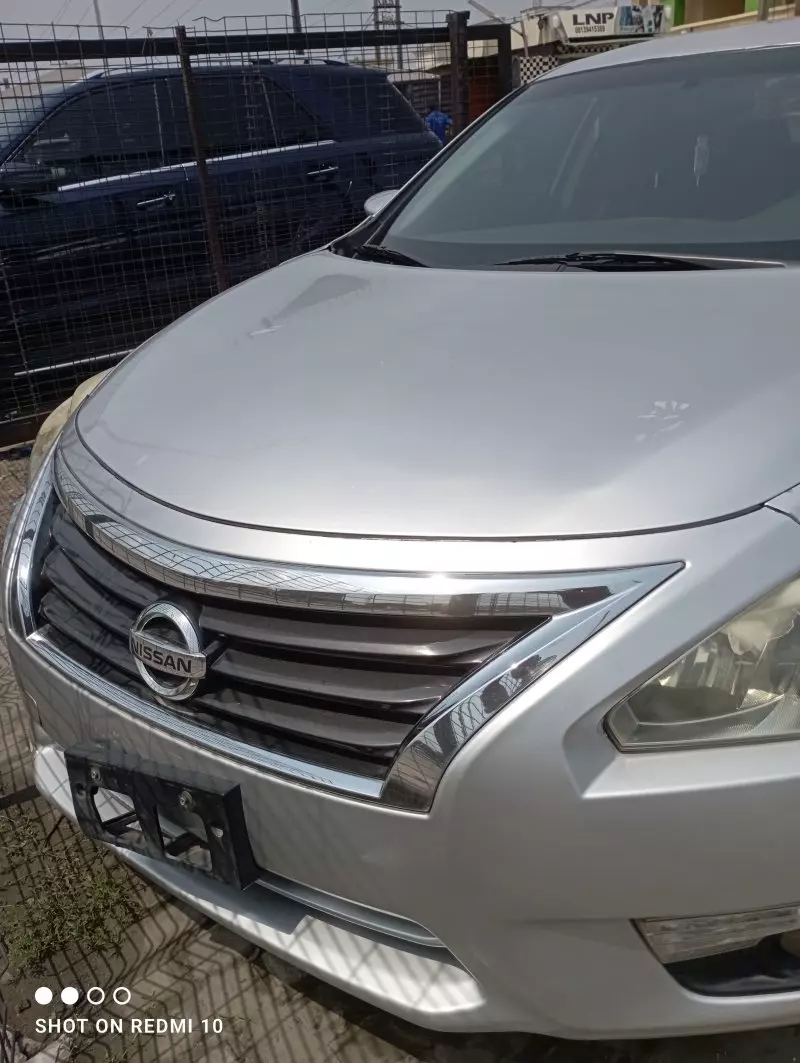 Nissan Altima   - 2015