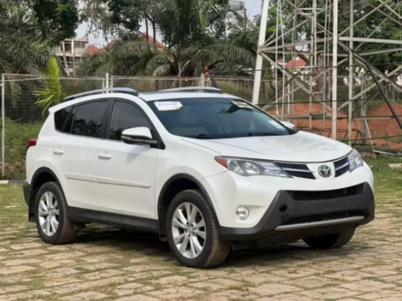 Toyota RAV 4   - 2013