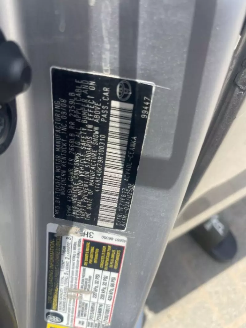 Toyota Camry   - 2009