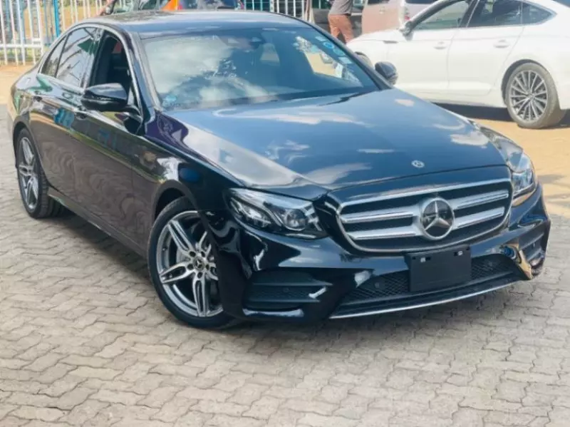 Mercedes-Benz E 200   - 2018