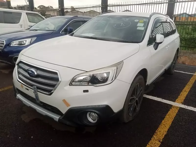 Subaru Outback   - 2014