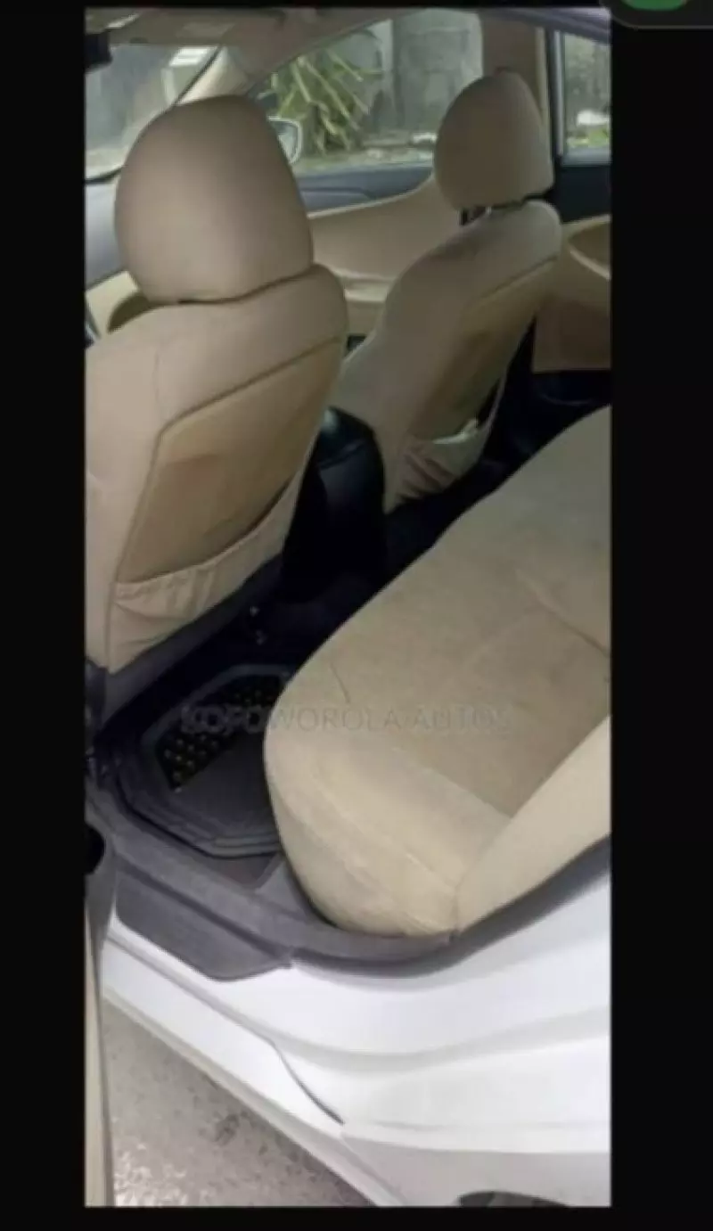 Hyundai Elantra   - 2007