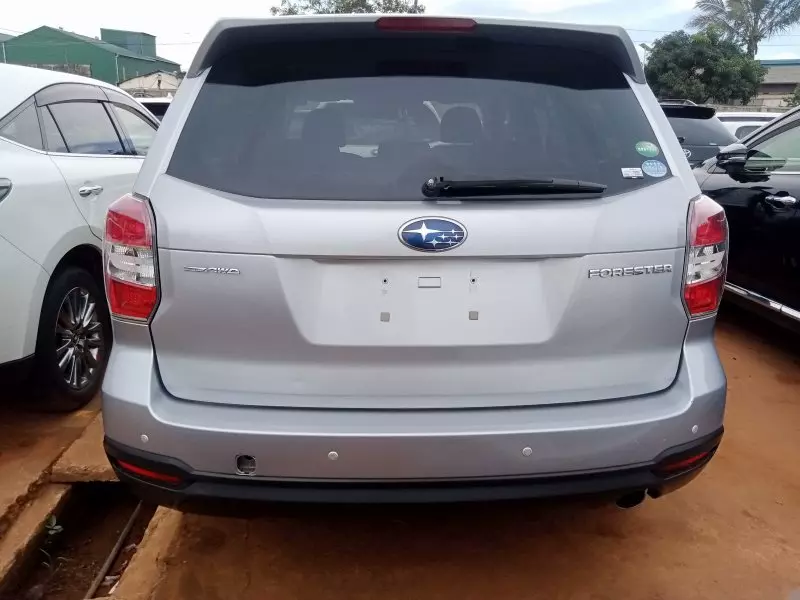 Subaru Forester   - 2015