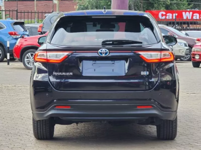 Toyota Harrier hybrid    - 2019