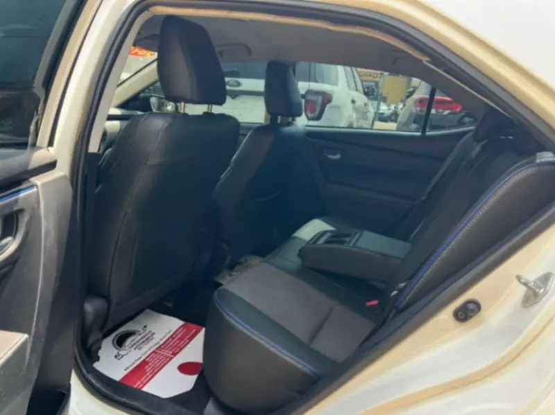 Toyota Corolla   - 2017