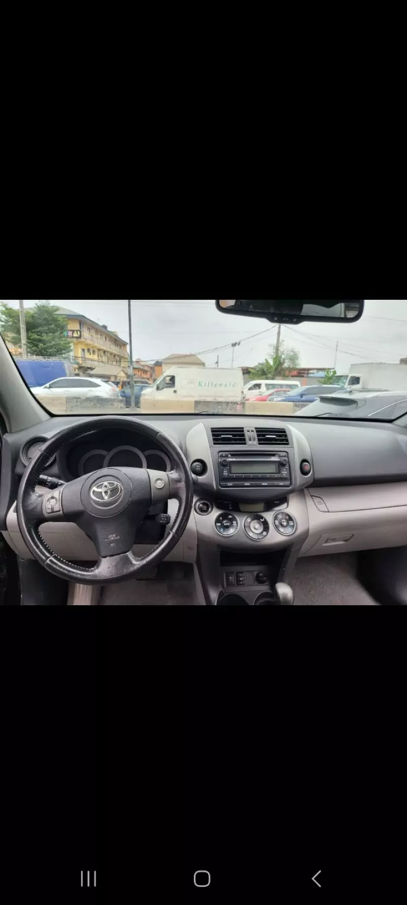 Toyota RAV 4   - 2012