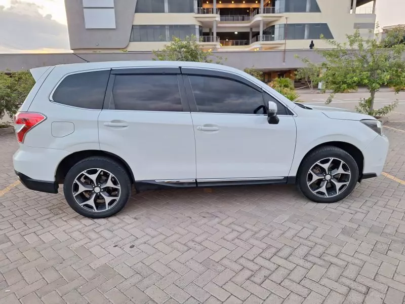 Subaru Forester   - 2013