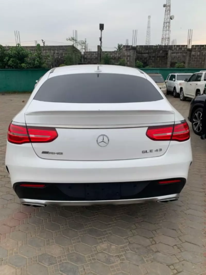 Mercedes-Benz GLE 43 AMG   - 2017