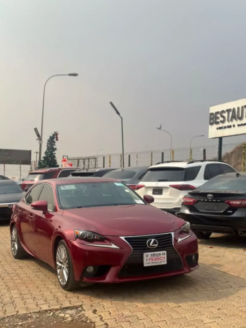 Lexus IS 350