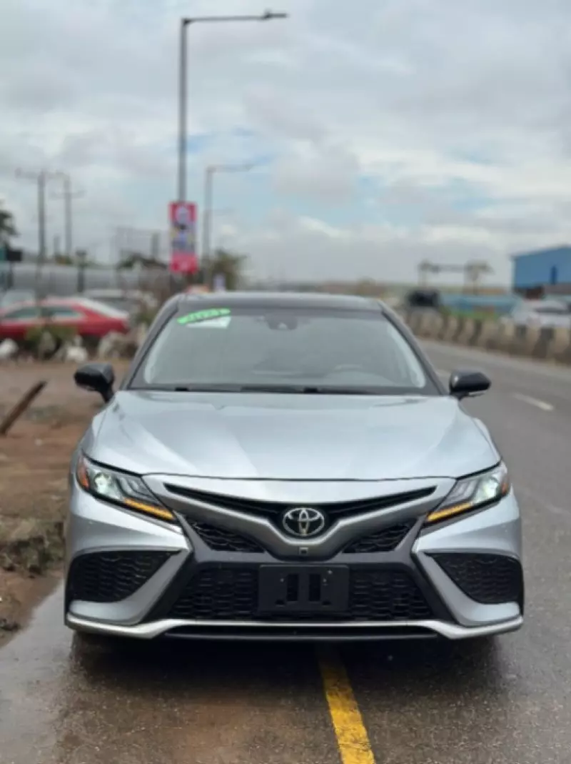 Toyota Camry   - 2021
