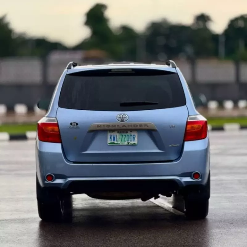 Toyota Highlander   - 2008