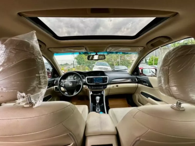Honda Accord   - 2016
