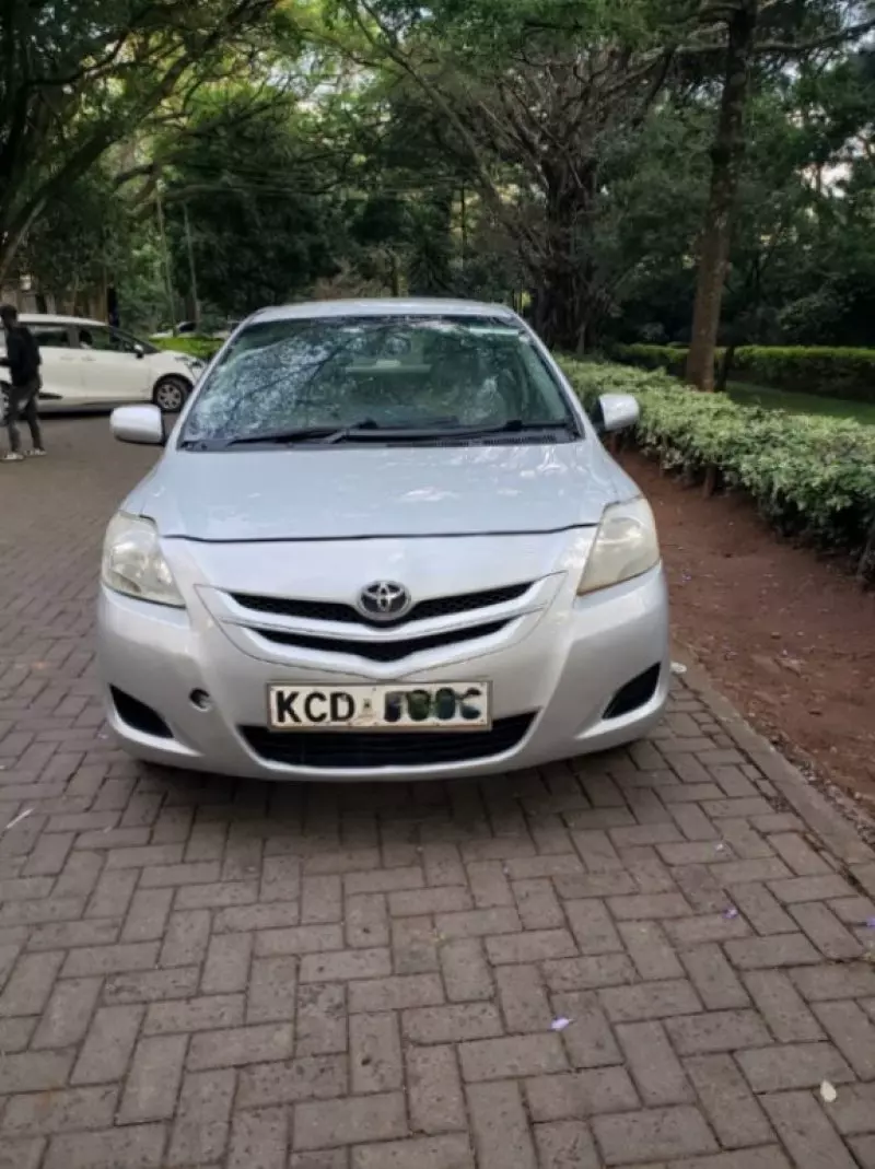 Toyota Belta   - 2008