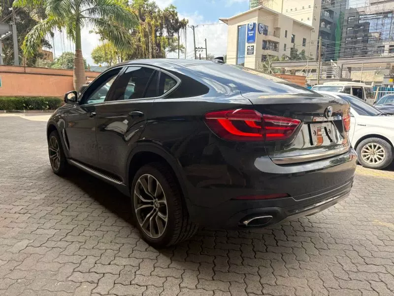 BMW X6   - 2016