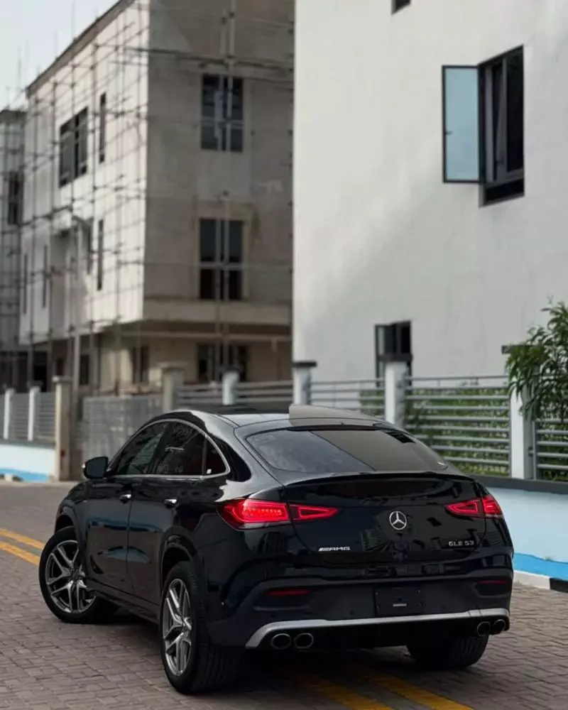 Mercedes-Benz GLE 53 AMG   - 2021