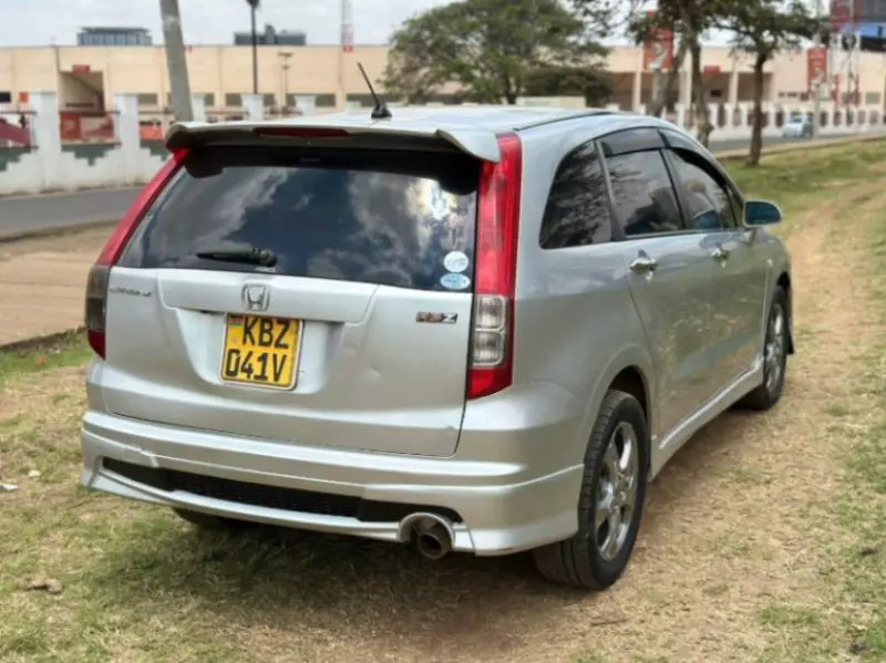 Honda Stream   - 2008