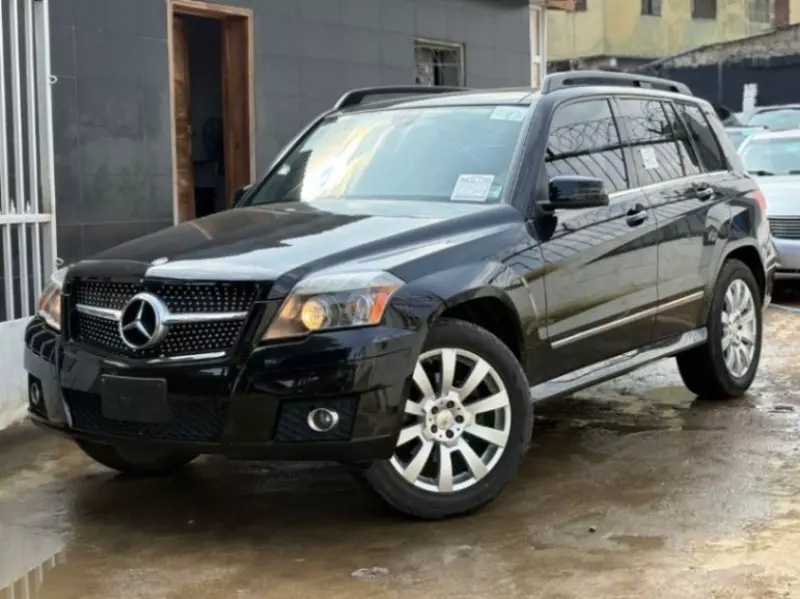 Mercedes-Benz GLK 350   - 2010