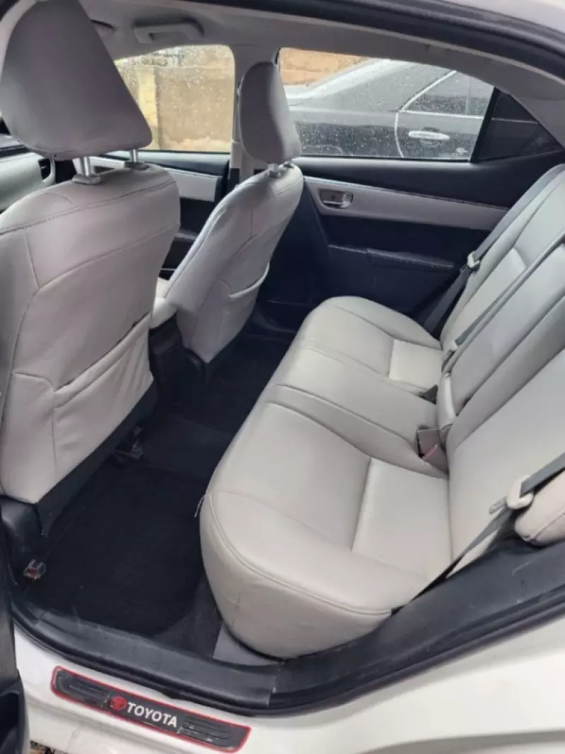 Toyota Corolla   - 2015