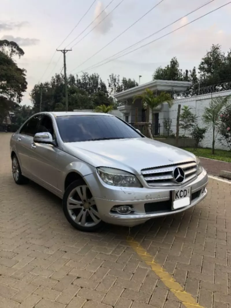 Mercedes-Benz C 200   - 2009