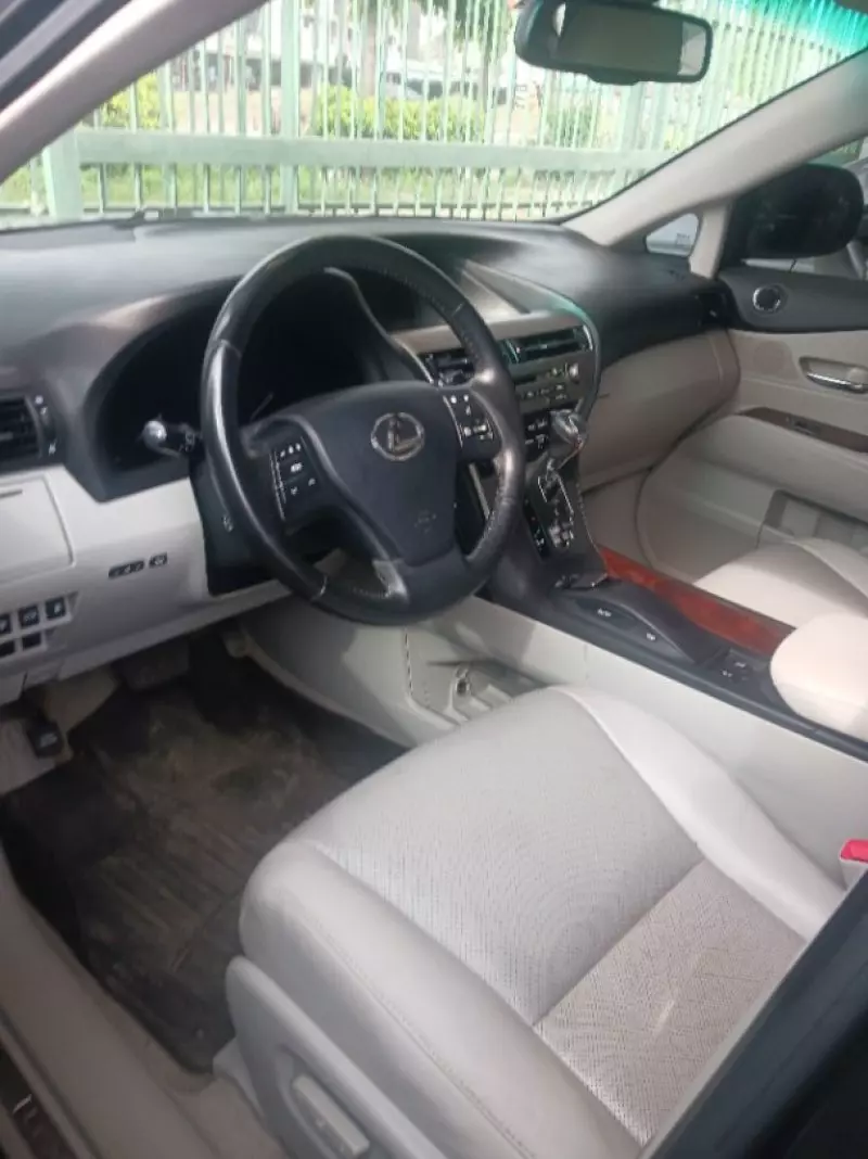 Toyota Lexus RX 350h   - 2011