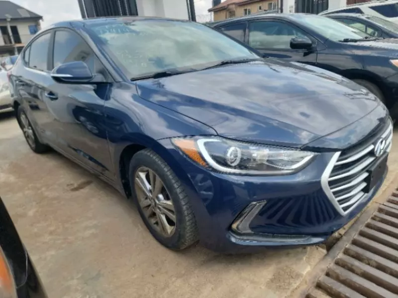 Hyundai Elantra   - 2017