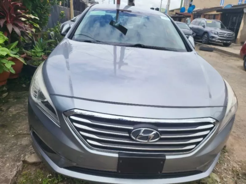 Hyundai Sonata   - 2015