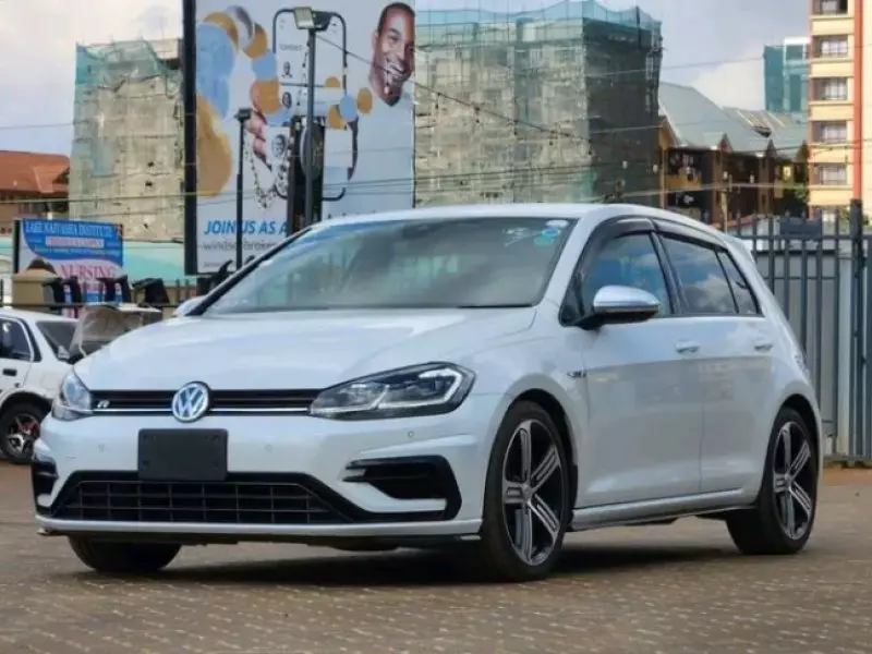 VOLKSWAGEN polo sedadan trend  ba ess   - 2018