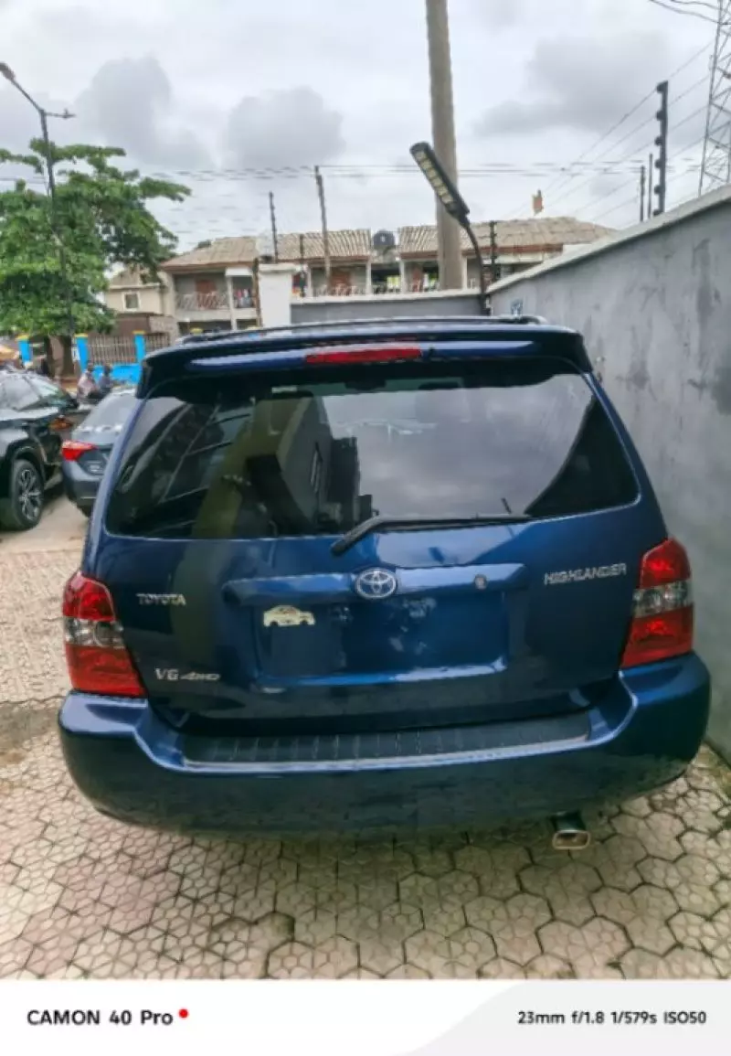 Toyota Highlander   - 2005