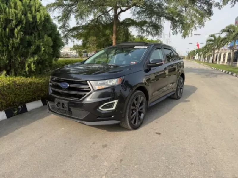 Ford Edge   - 2015