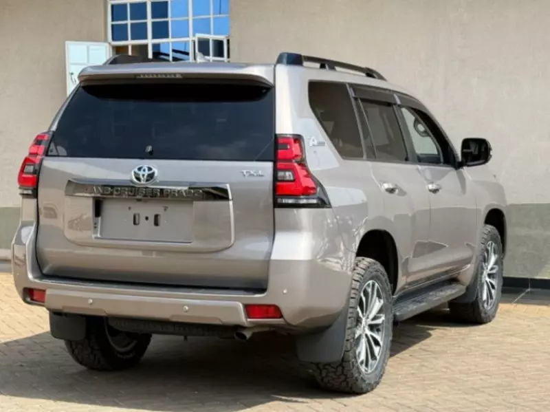 Toyota Landcruiser prado TX.L   - 2021