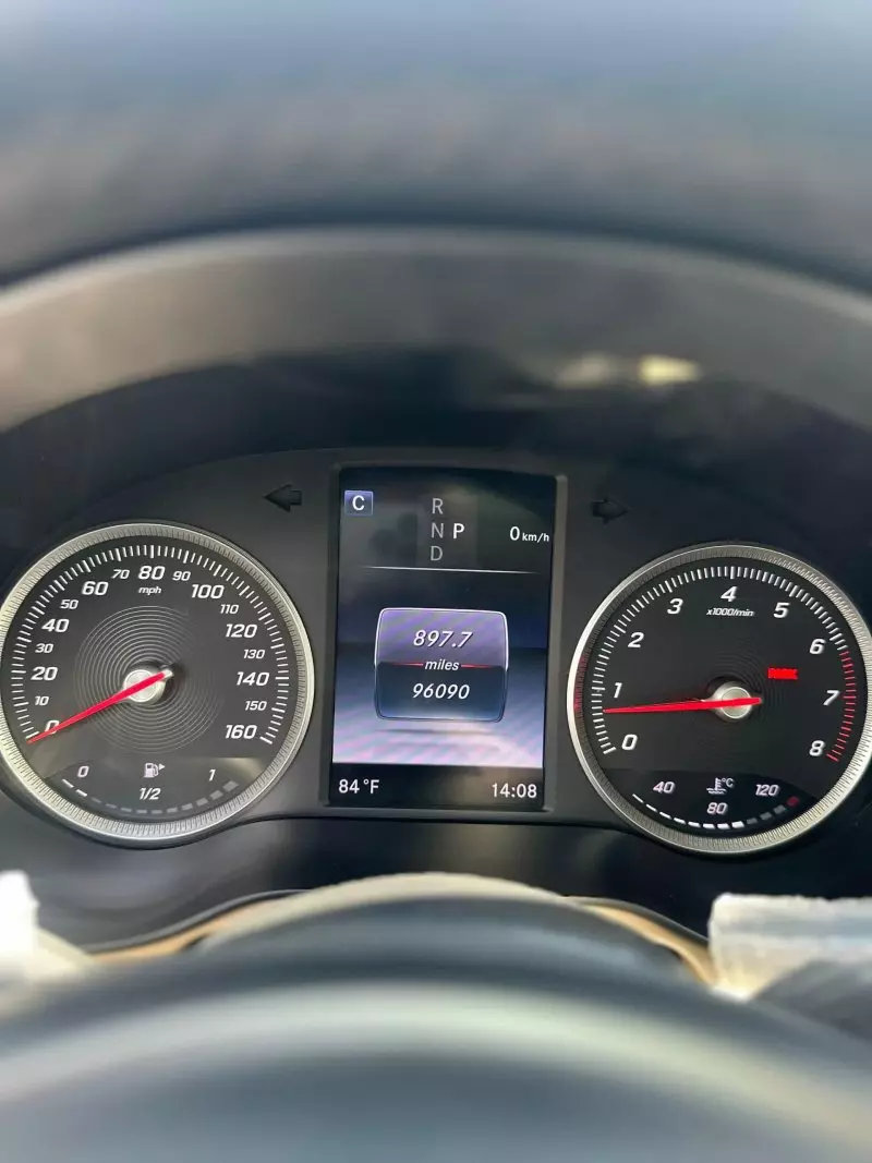 Mercedes-Benz GLC 300   - 2016