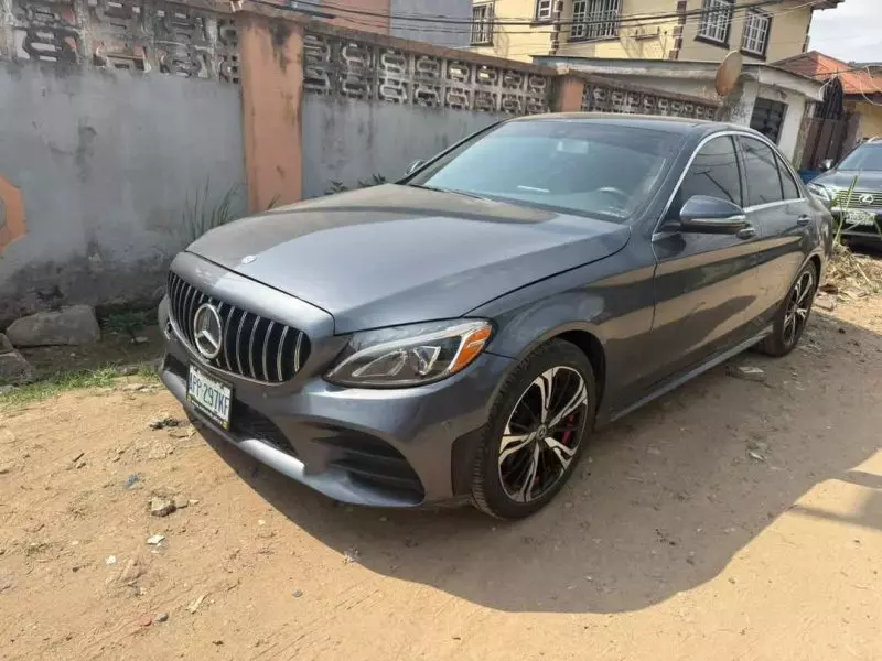 Mercedes-Benz C 300   - 2015