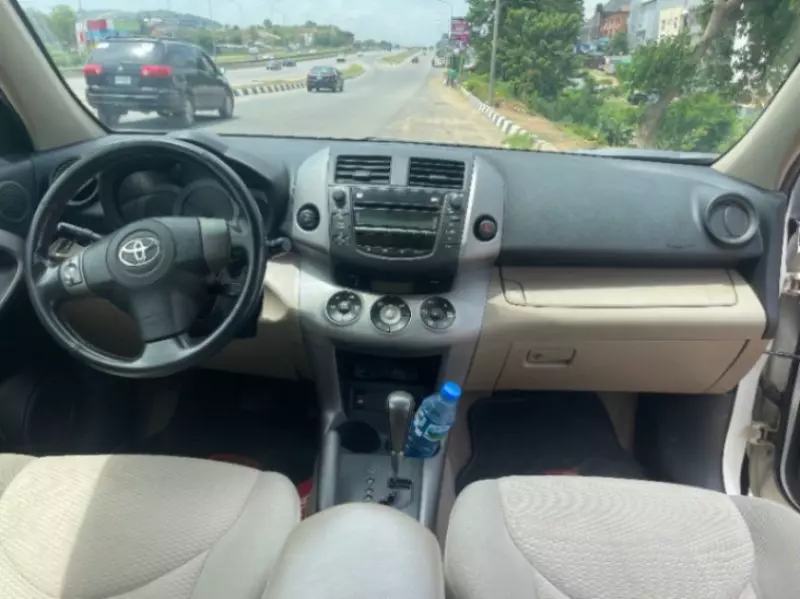 Toyota RAV4   - 2007