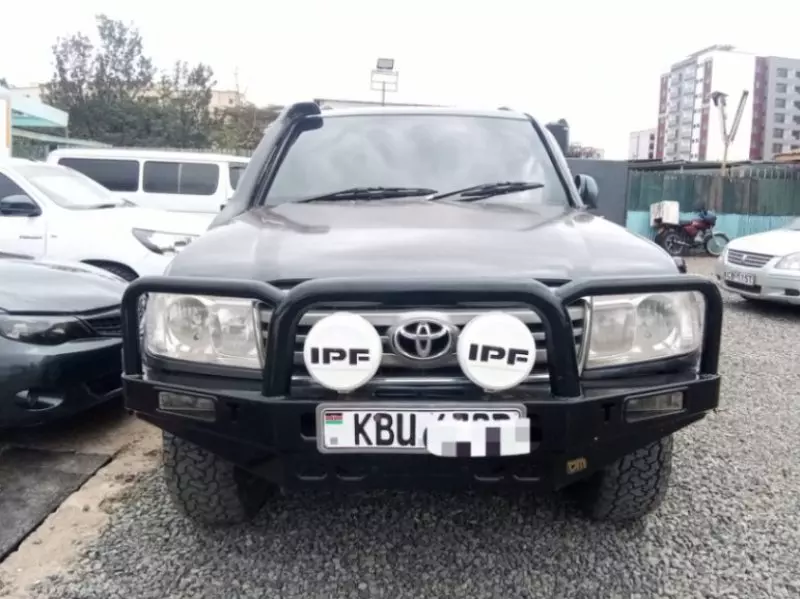 Toyota Land Cruiser   - 2006