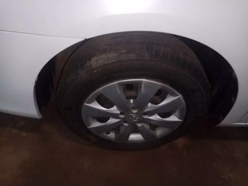 Toyota Premio    - 2010