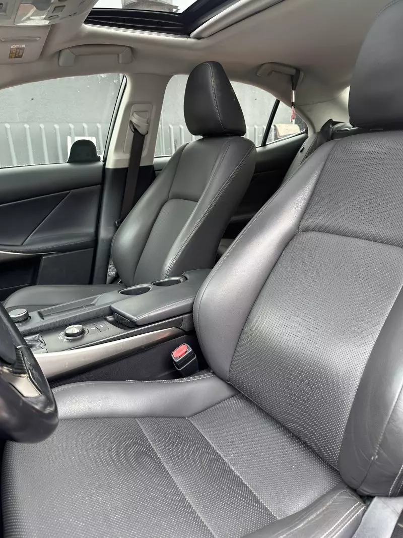 Lexus IS 200   - 2016