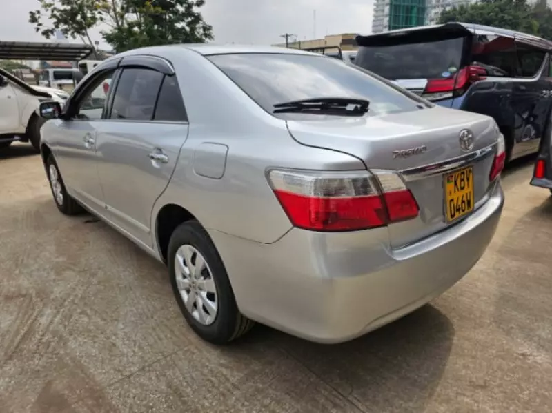 Toyota Premio    - 2007