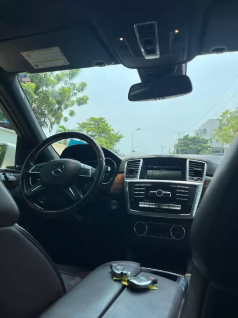 Mercedes-Benz ML 350