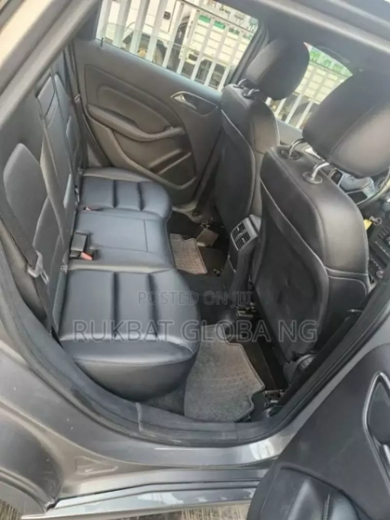 Mercedes-Benz B 250   - 2013