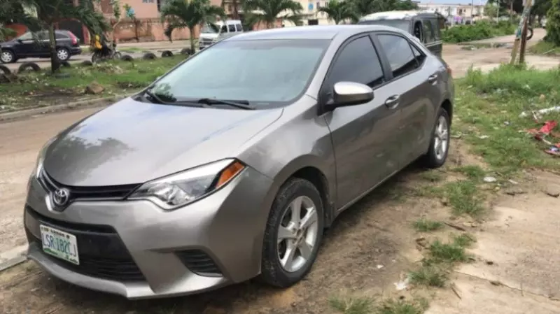 Toyota Corolla   - 2013