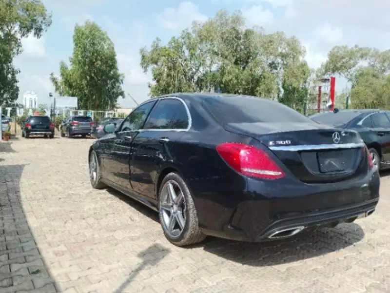 Mercedes-Benz C-Class   - 2015