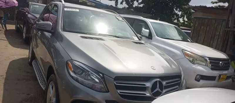 Mercedes-Benz GLE 350   - 2016