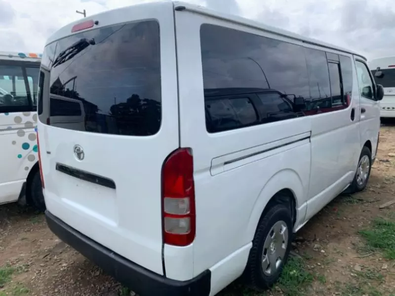 Toyota Hiace   - 2008