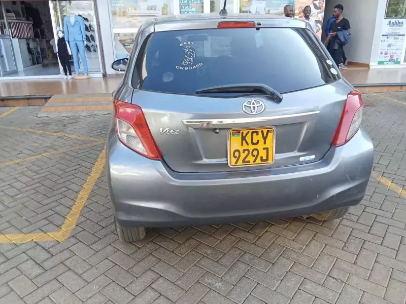 Toyota Vitz
