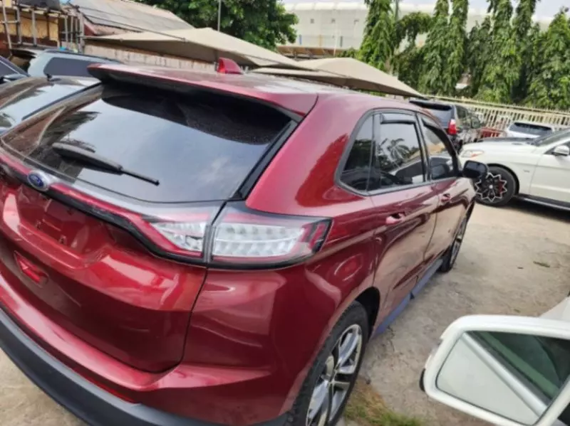 Ford Edge   - 2016