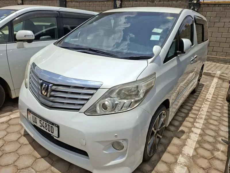 Toyota Alphard   - 2012