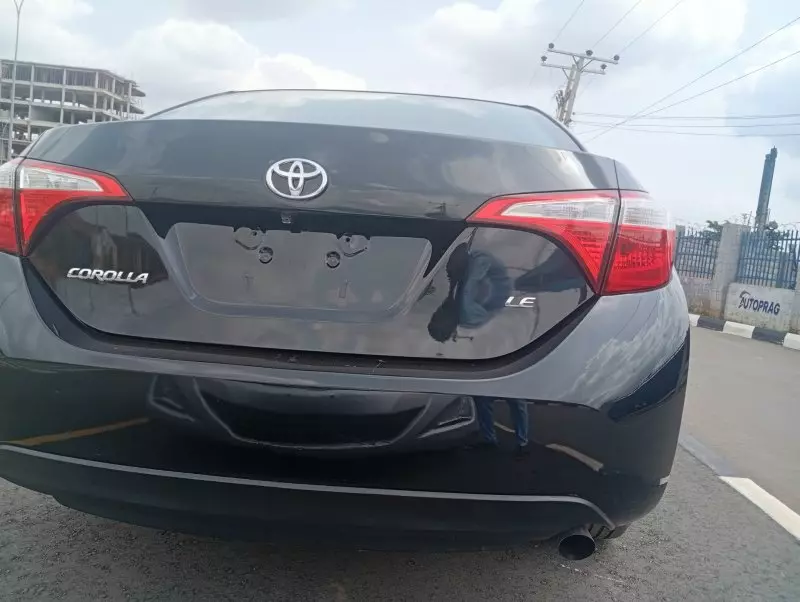 Toyota Corolla   - 2014