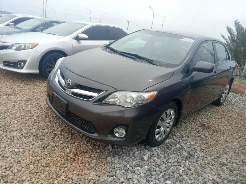 Toyota Corolla   - 2012
