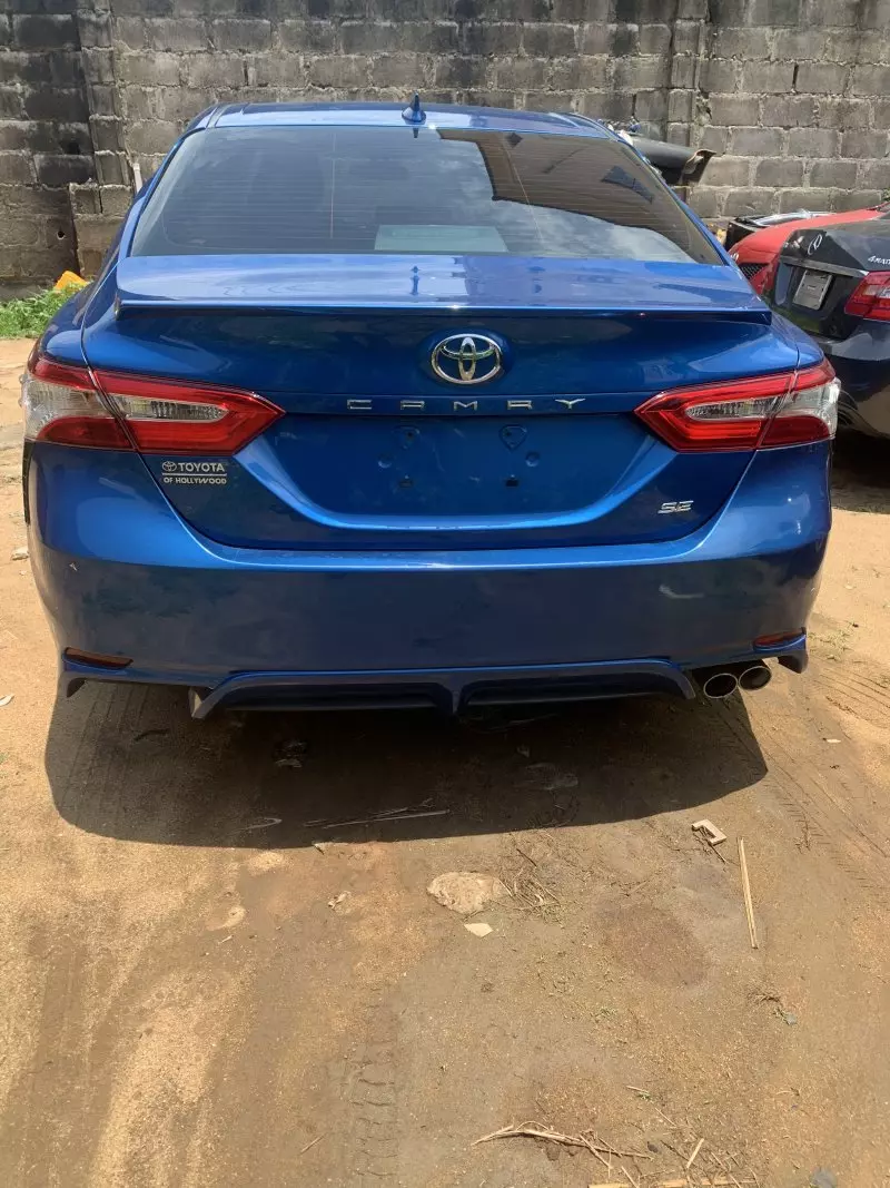 Toyota camry   - 2020
